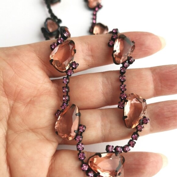 Vintage 90s Czech handmade glass  necklace blush in black - Picture 3 of 4